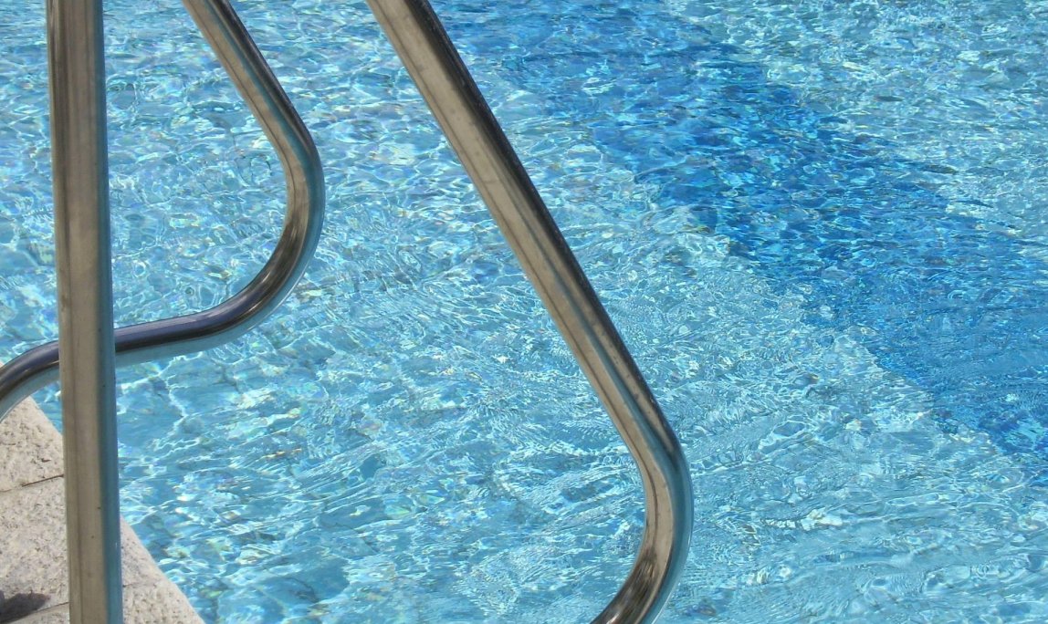 Freibad in Hoya: Neue Hausordnung verbietet Rauchen, Alkohol und Fußpflege